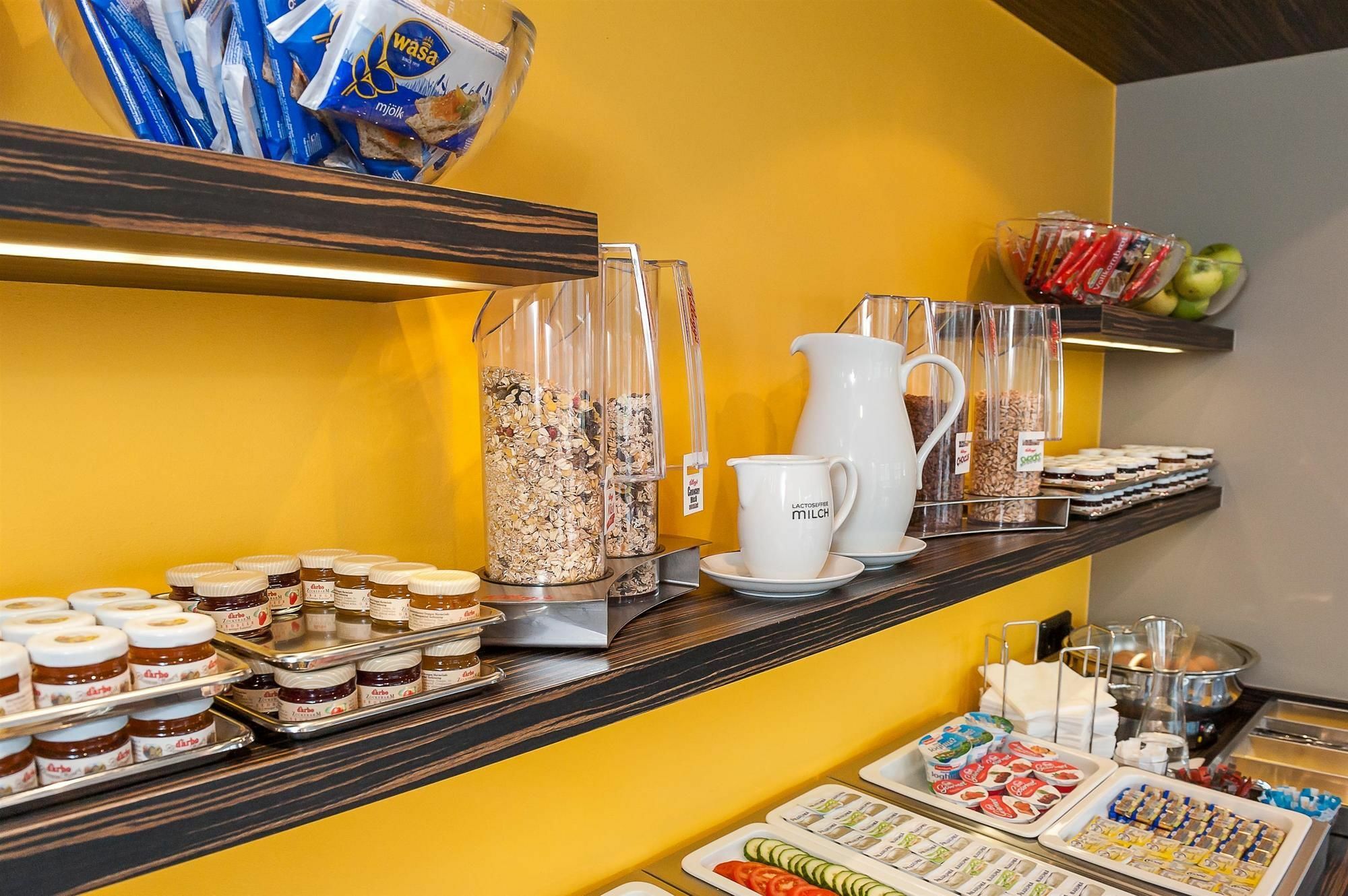 B&B Hotel Kassel-Sued Ngoại thất bức ảnh